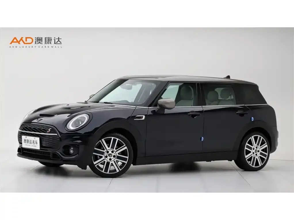 MINI Clubman — фото 1