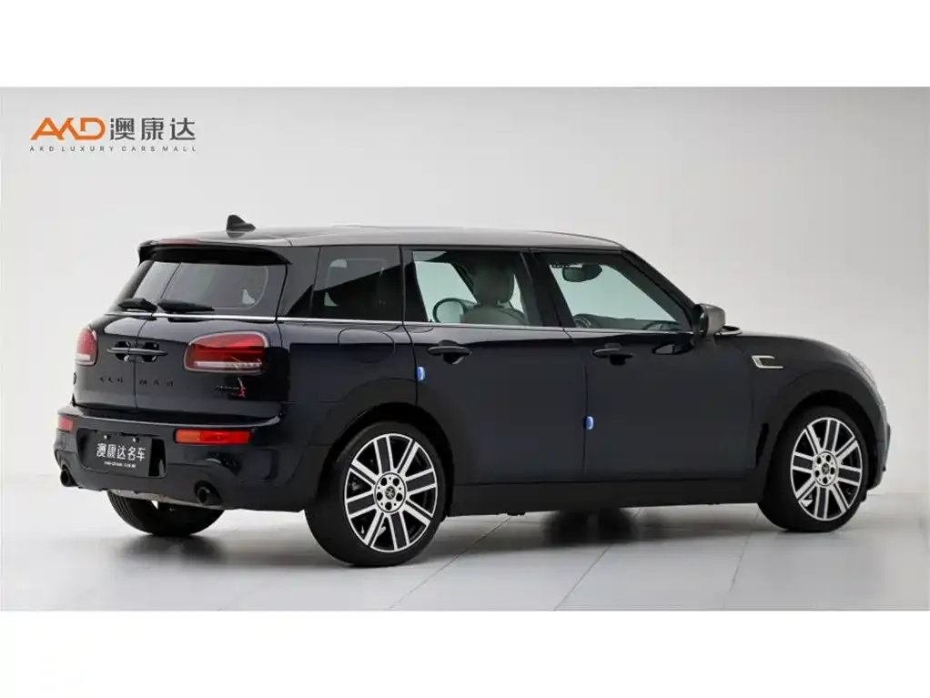 MINI Clubman — фото 3