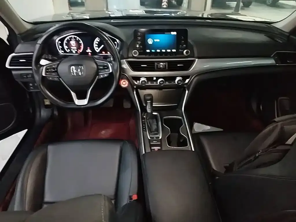 Honda Accord — фото 5