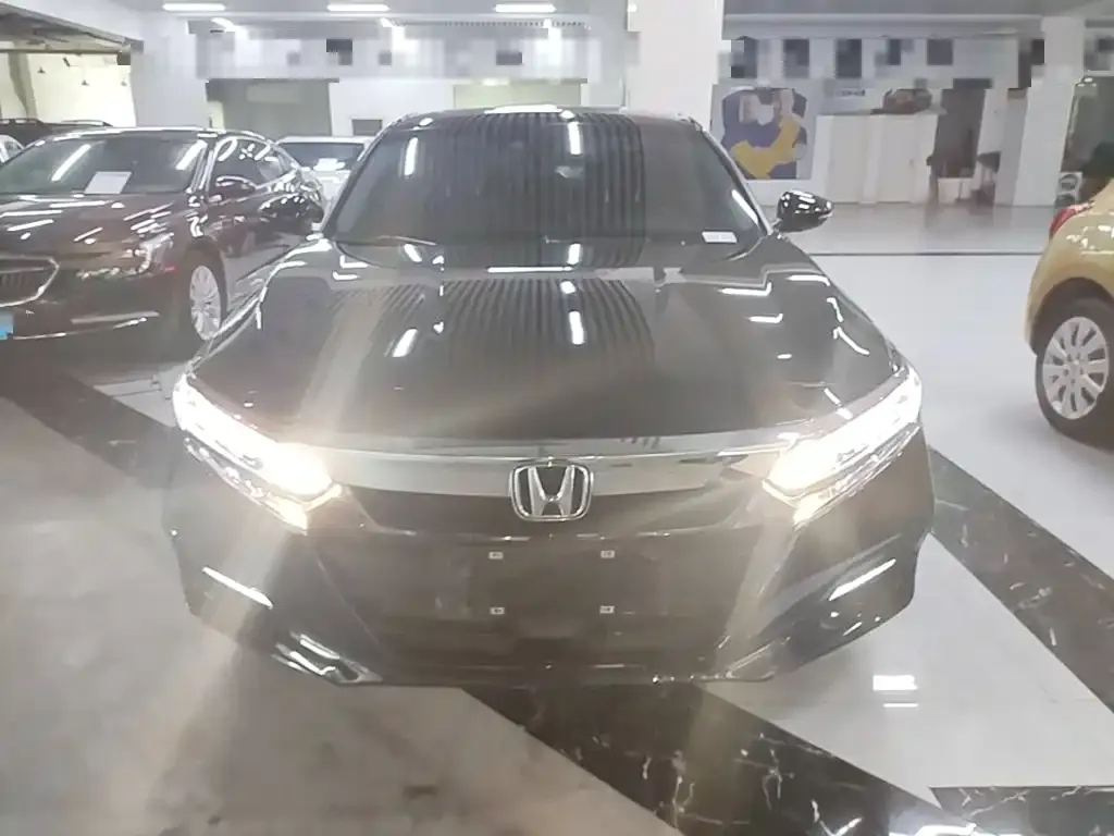 Honda Accord — фото 2
