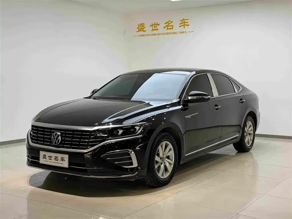 Volkswagen Passat — фото 1
