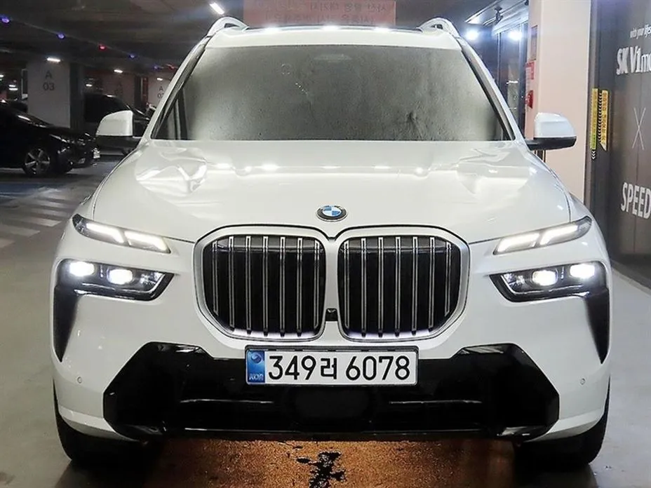 BMW X7 — фото 1