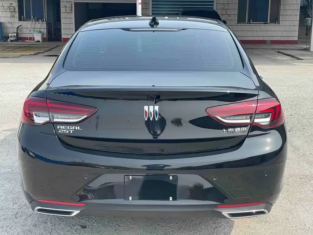 Buick Regal — фото 5