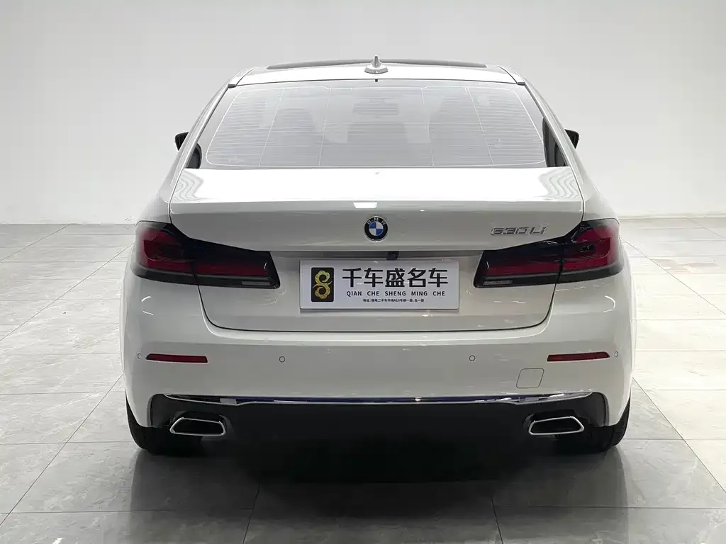 BMW 5 Series — фото 2