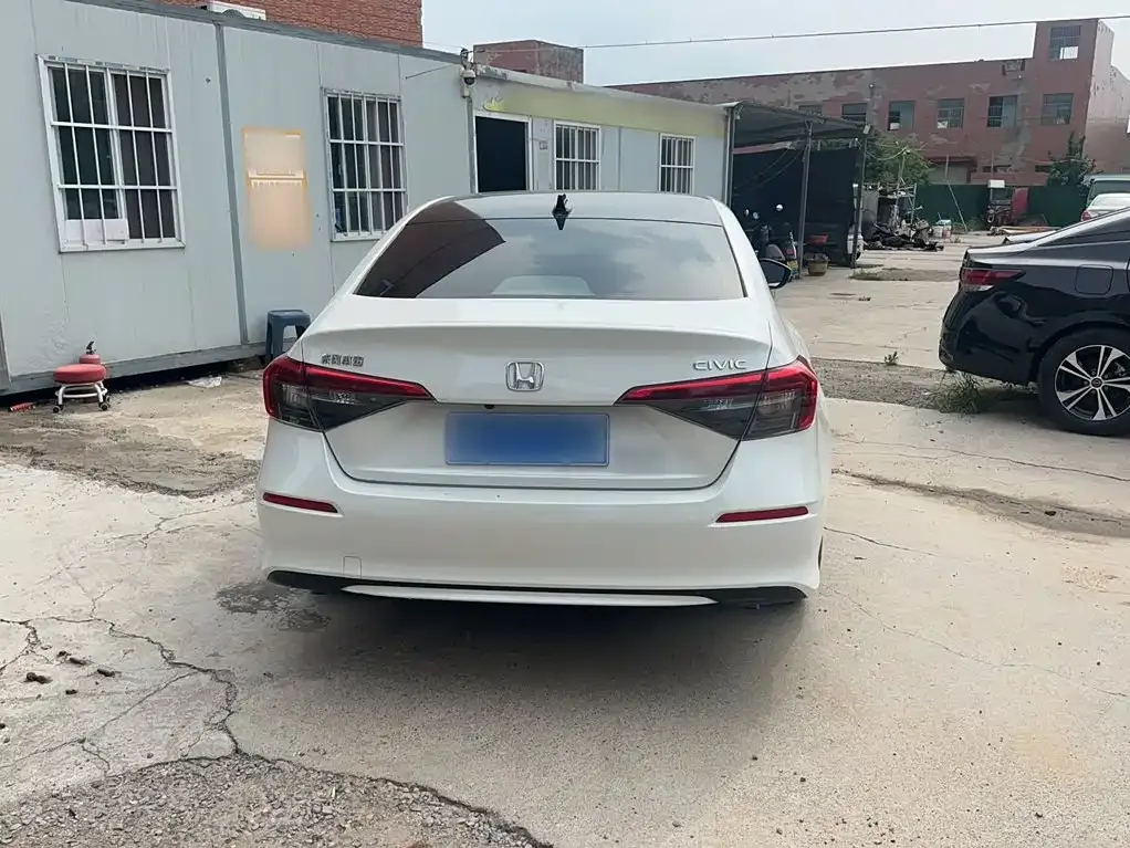 Honda Civic — фото 4