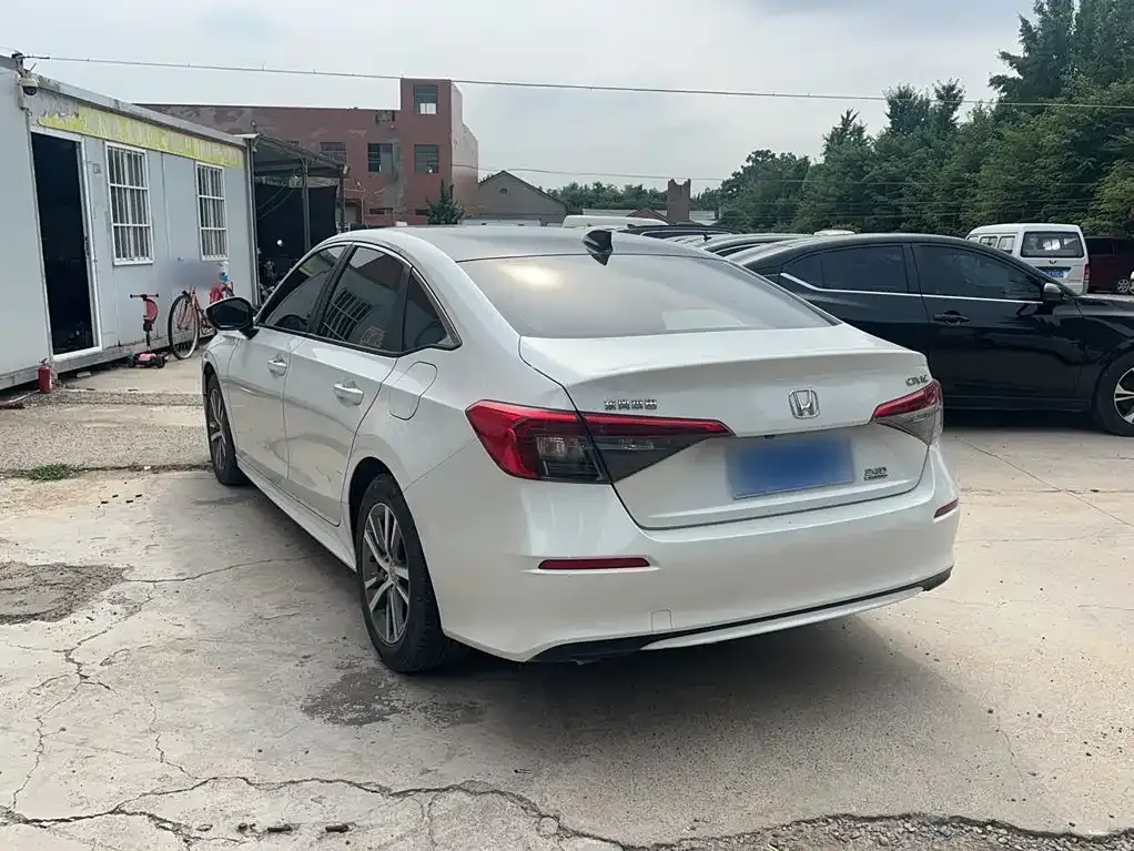 Honda Civic — фото 5
