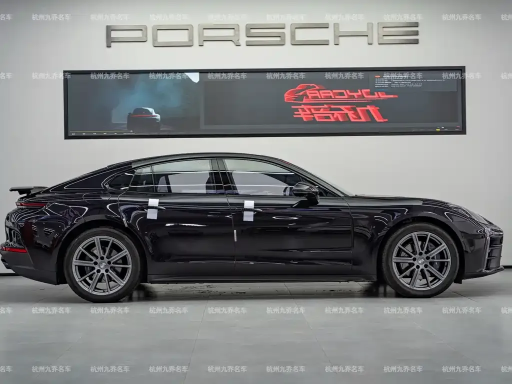Porsche Panamera — фото 7