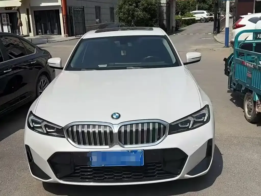 BMW 3 Series — фото 1