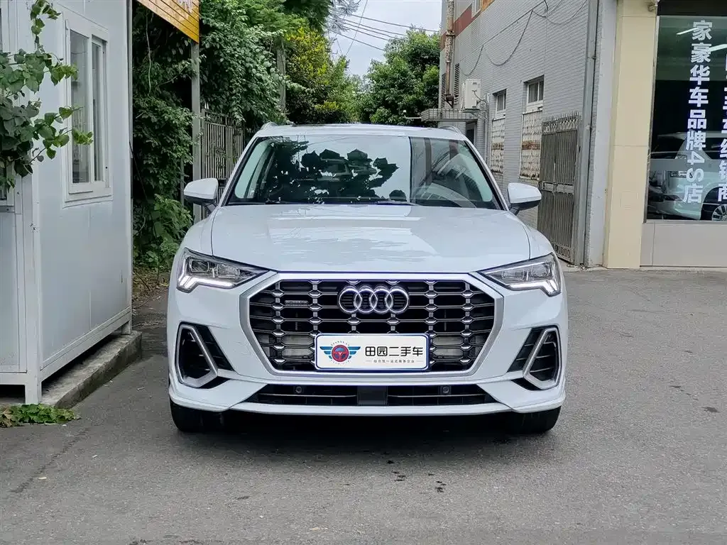 Audi Q3 — фото 4