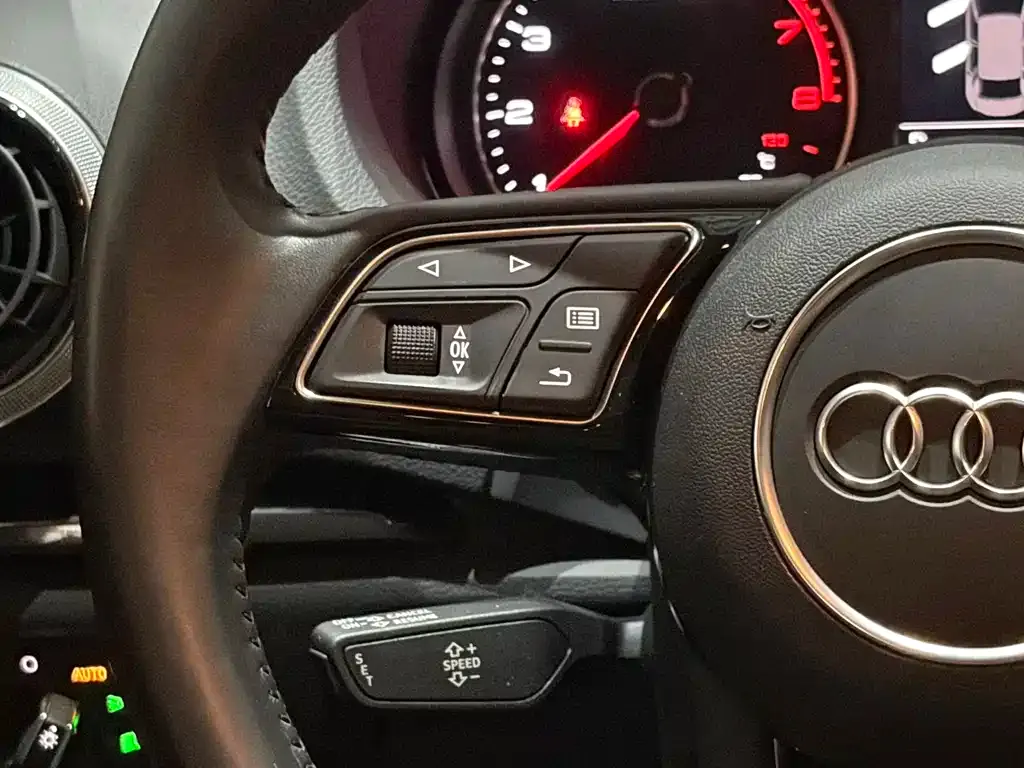 Audi A3 — фото 10
