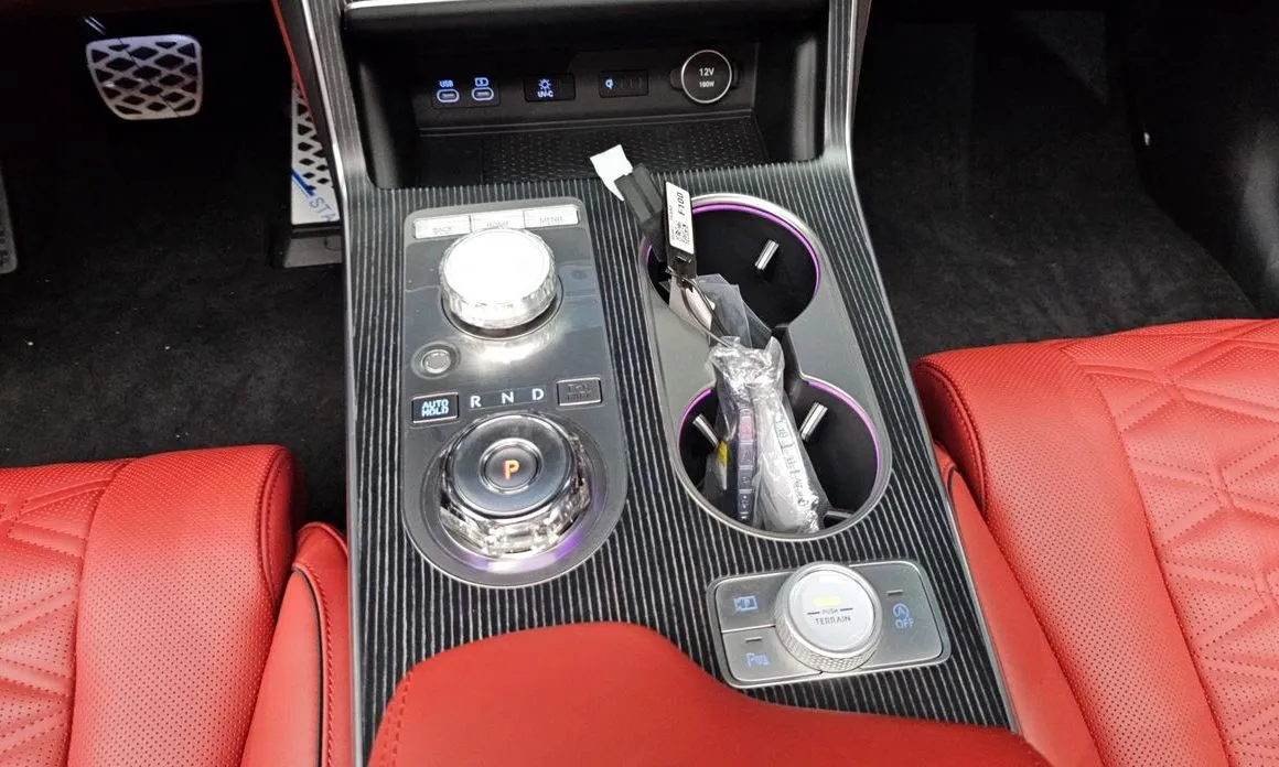 Genesis GV80 — фото 10