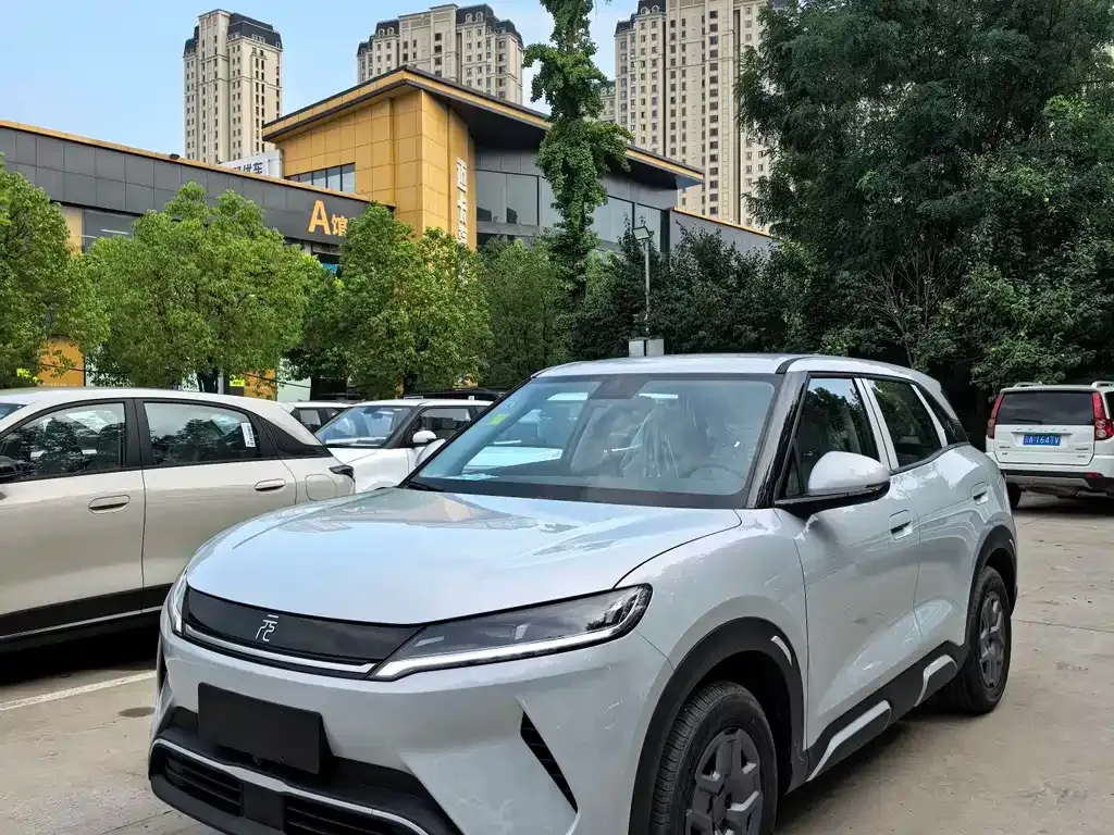 BYD Yuan UP