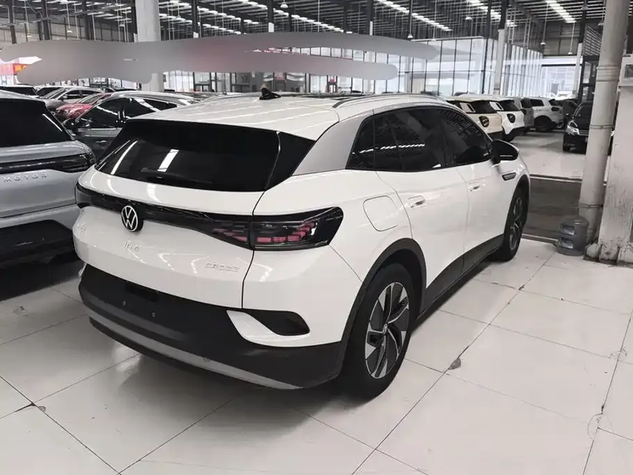 Volkswagen ID.4 Crozz — фото 9