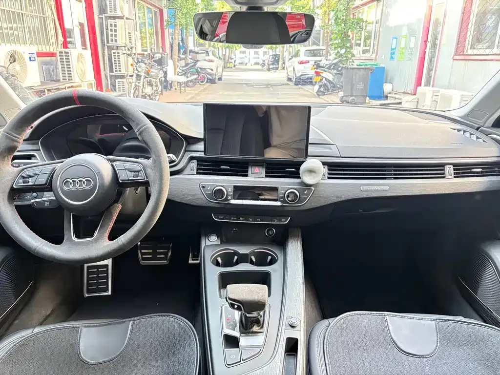 Audi A4 (Import) — фото 3