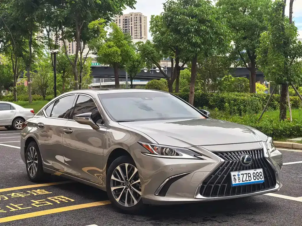 Lexus ES 2024 из CN, фото 4
