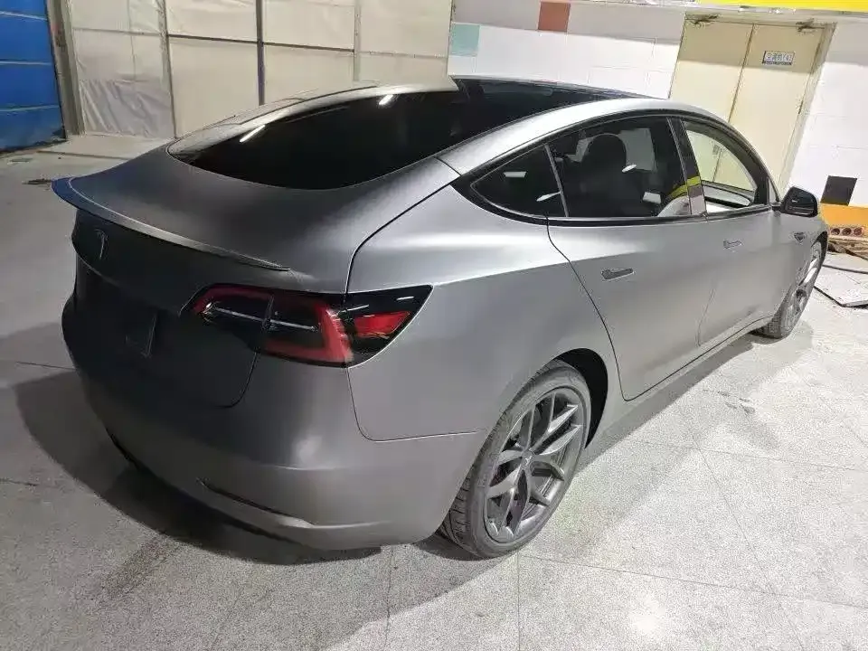 Tesla Model 3 — фото 6
