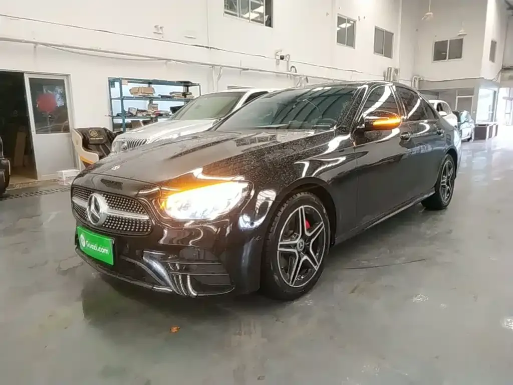 Mercedes-Benz E-Class (Import) — фото 1
