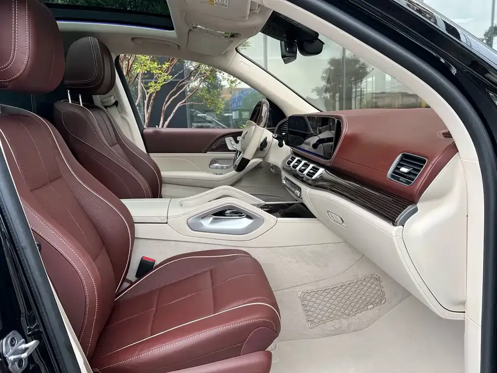 Mercedes-Benz GLS — фото 7
