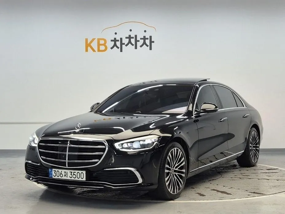 Mercedes-Benz S-Class — фото 1