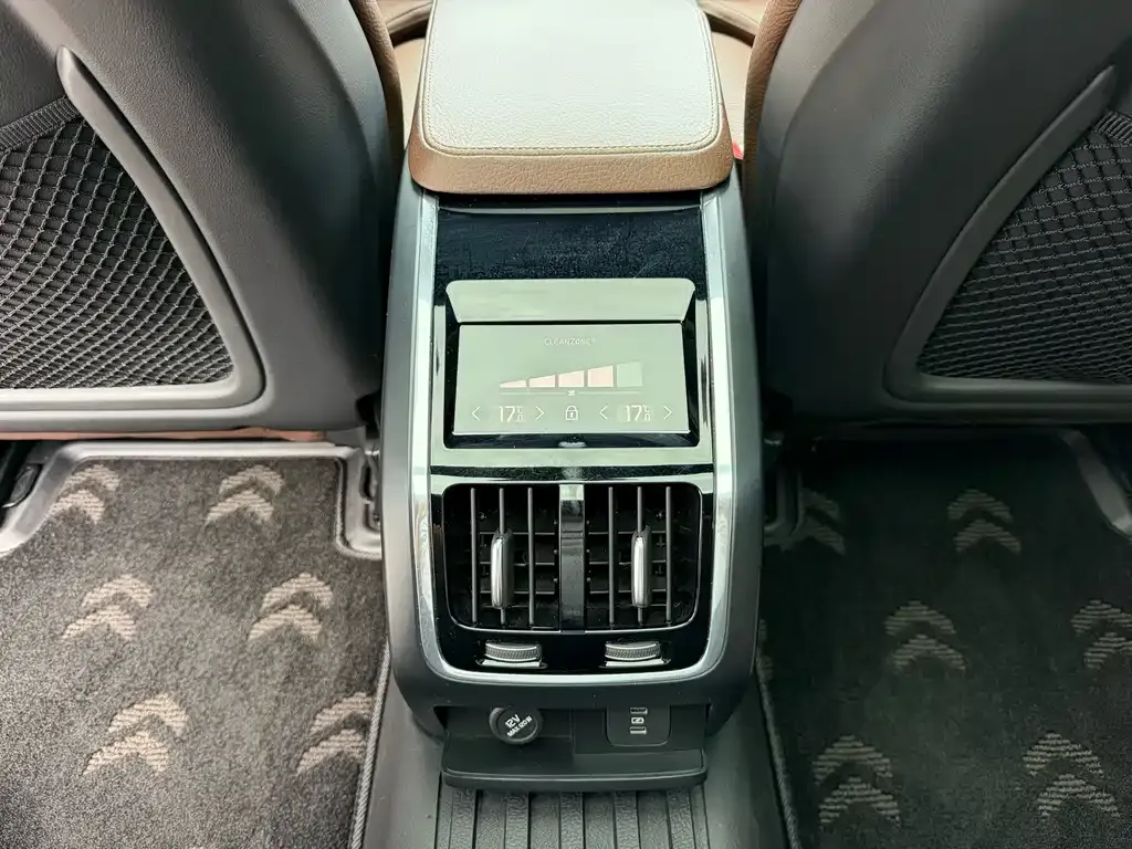 Volvo S90 — фото 3
