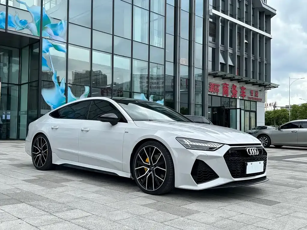 Audi A7 — фото 9