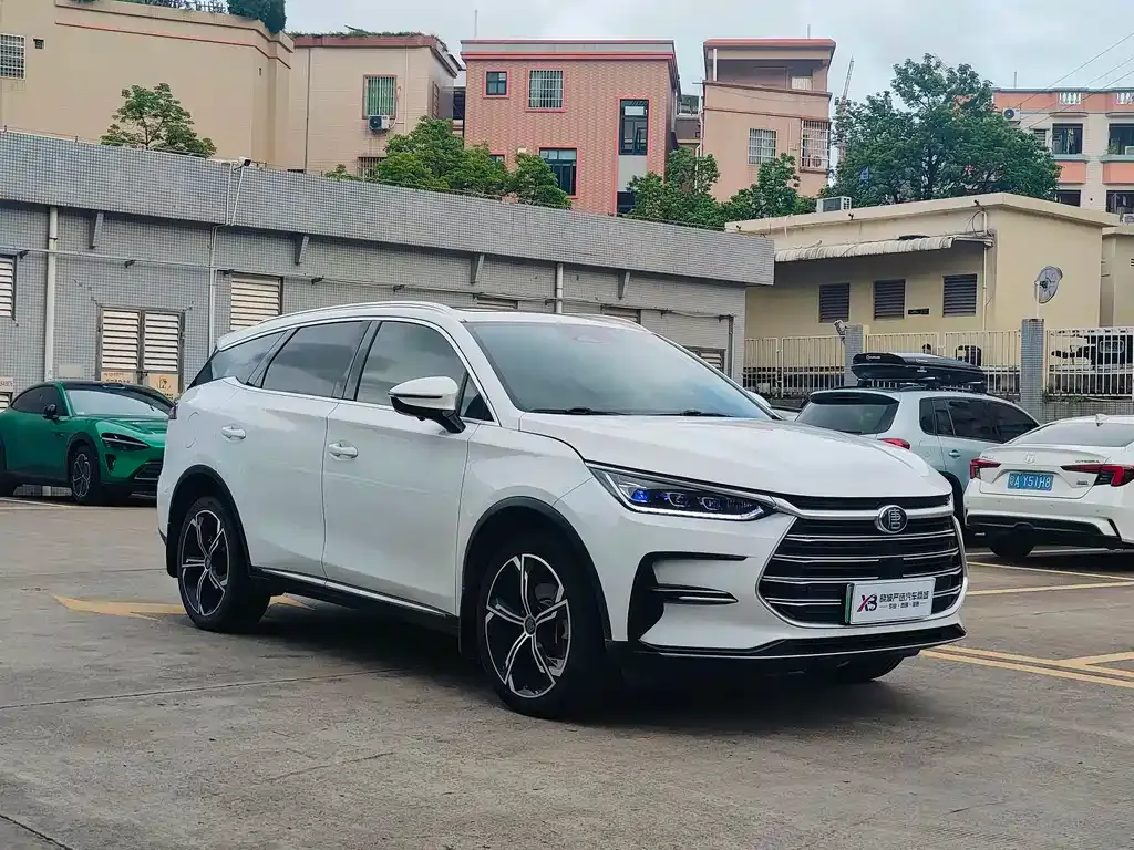 BYD Tang New Energy — фото 10