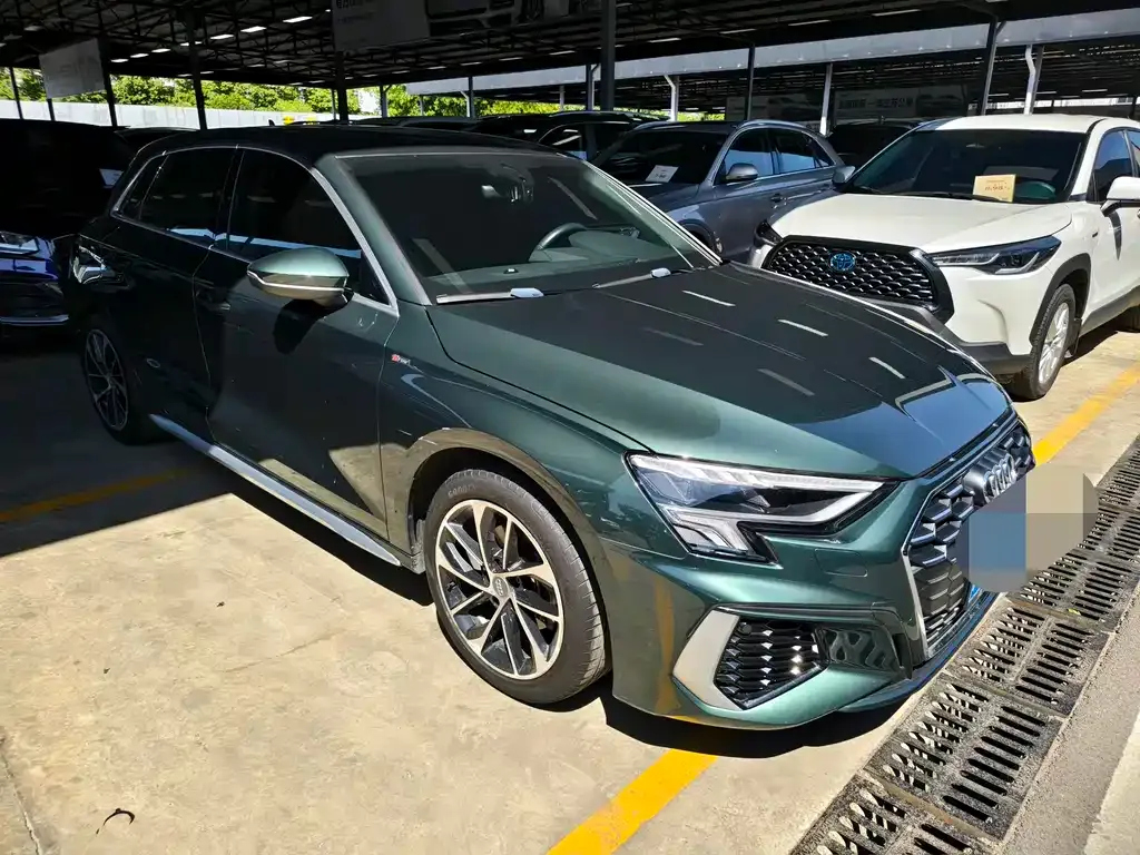 Audi A3 2022 из CN, фото 10