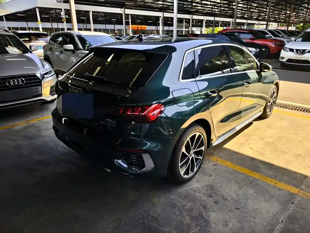 Audi A3 2022 из CN, фото 8