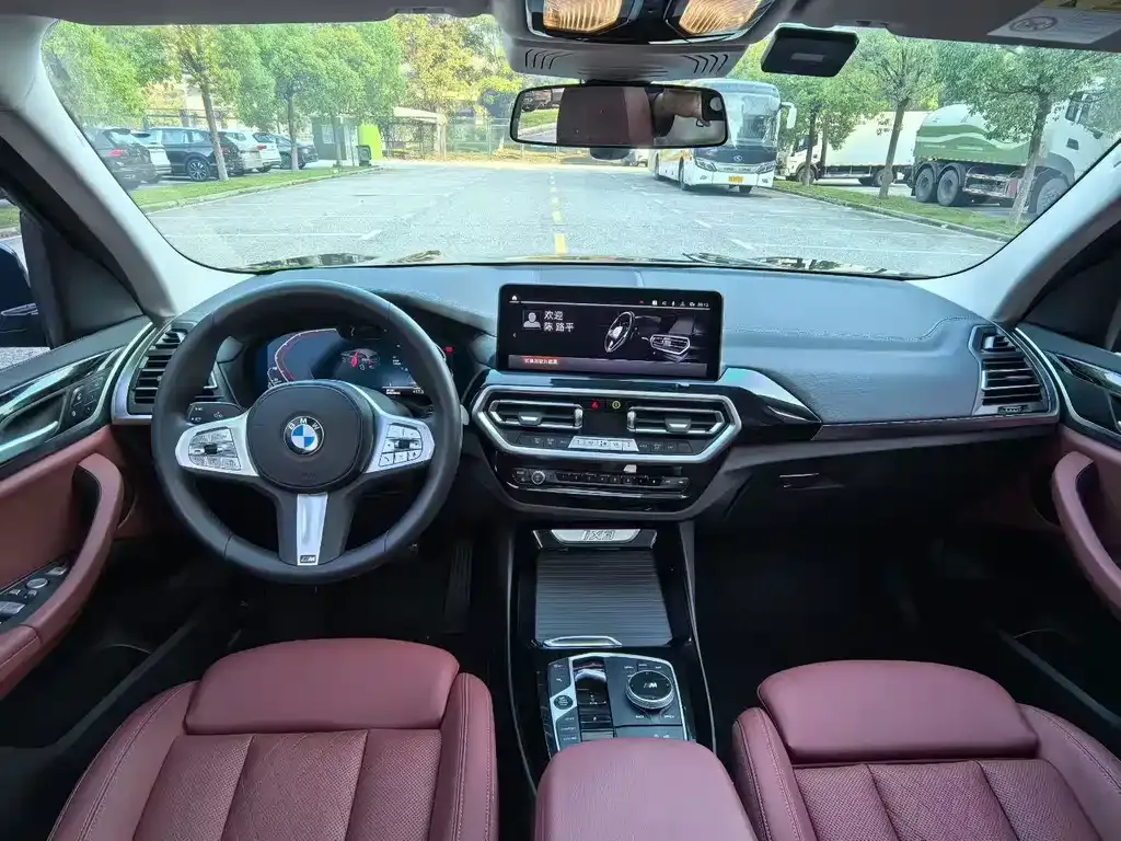 BMW iX3 — фото 2