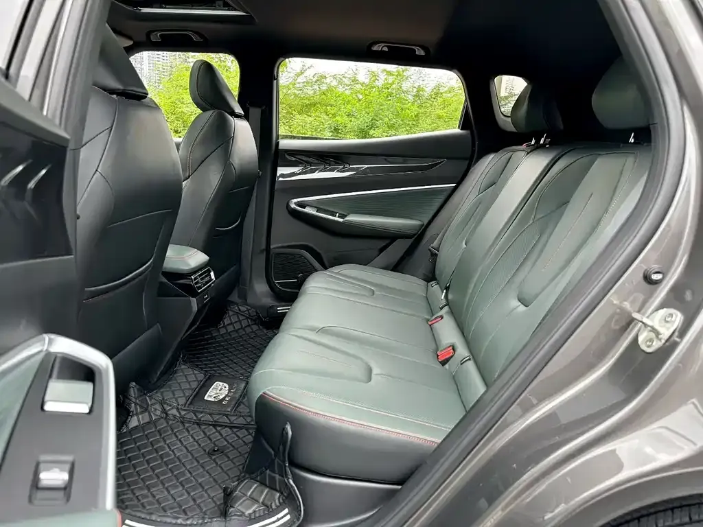 Geely Boyue 2024 из CN, фото 4