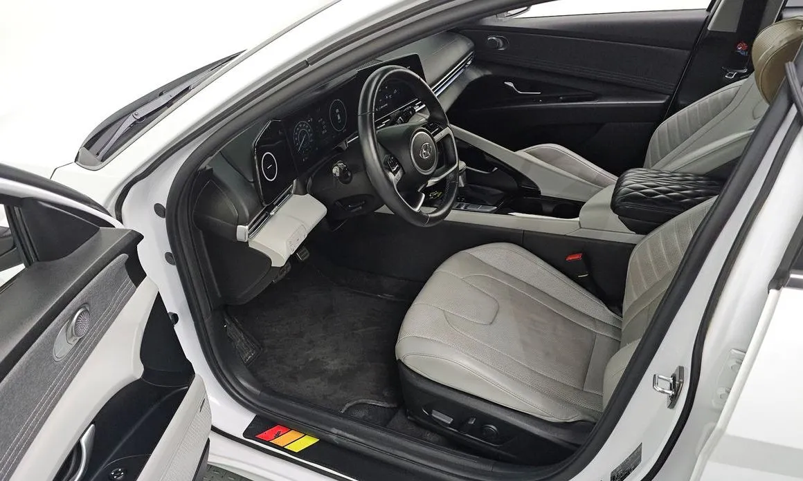 Hyundai AVANTE — фото 4