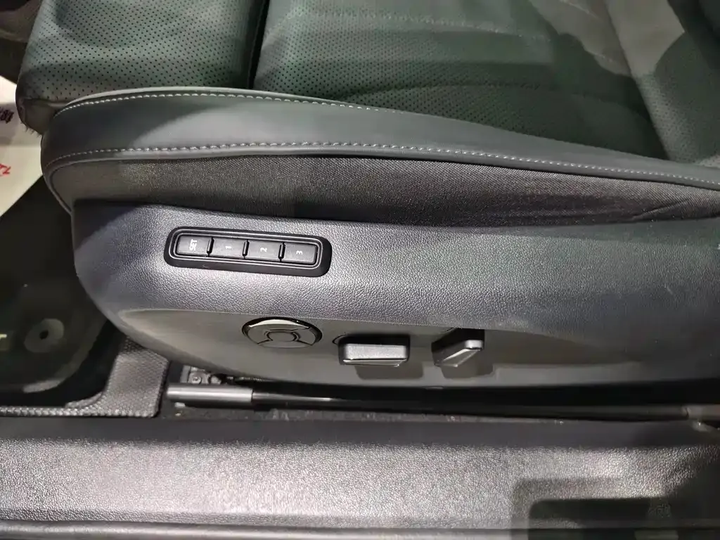 Volkswagen Passat — фото 6