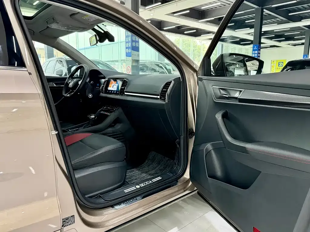 Skoda Karoq — фото 5