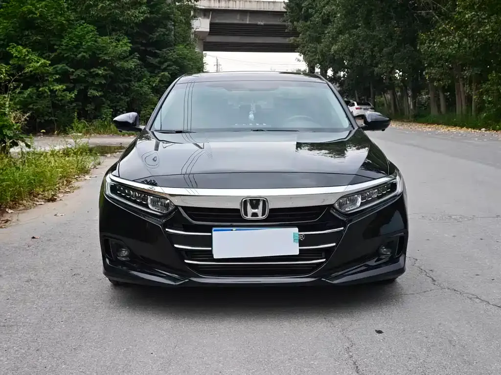 Honda Accord — фото 3