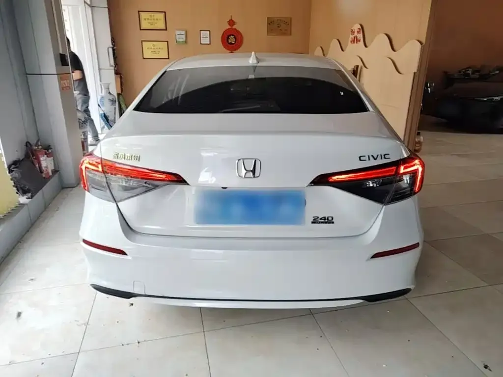 Honda Civic — фото 4