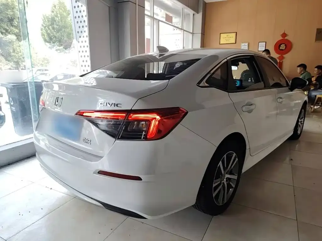 Honda Civic — фото 9
