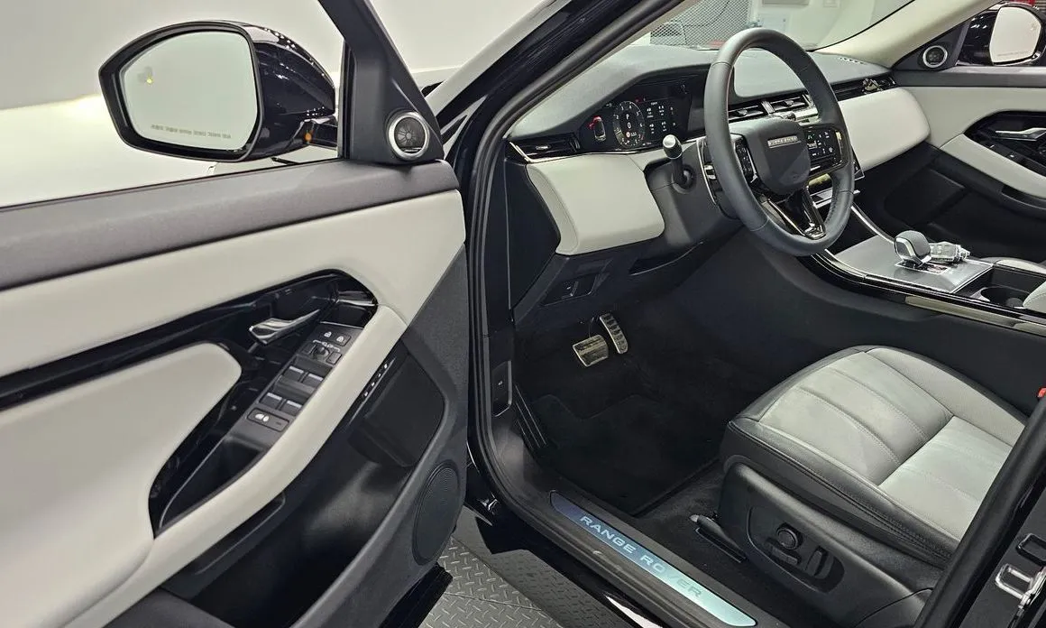 Land Rover Range Rover Evoque — фото 10