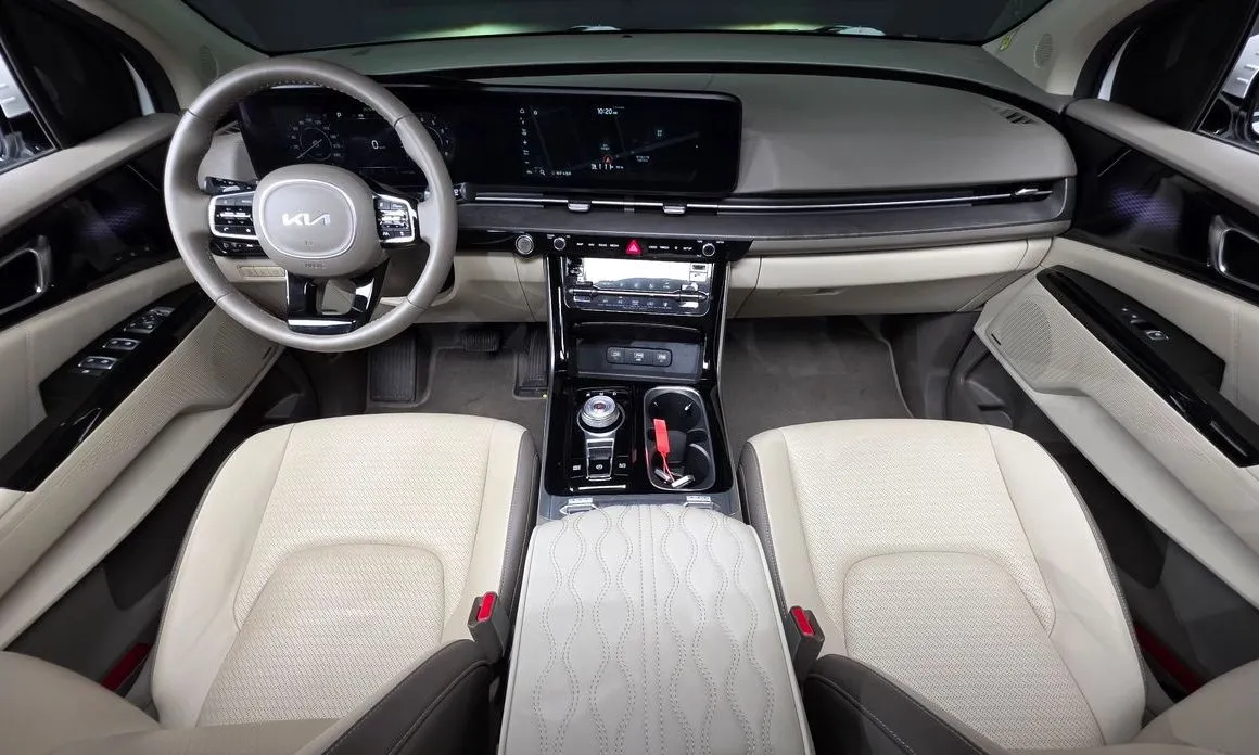 Kia Carnival — фото 10