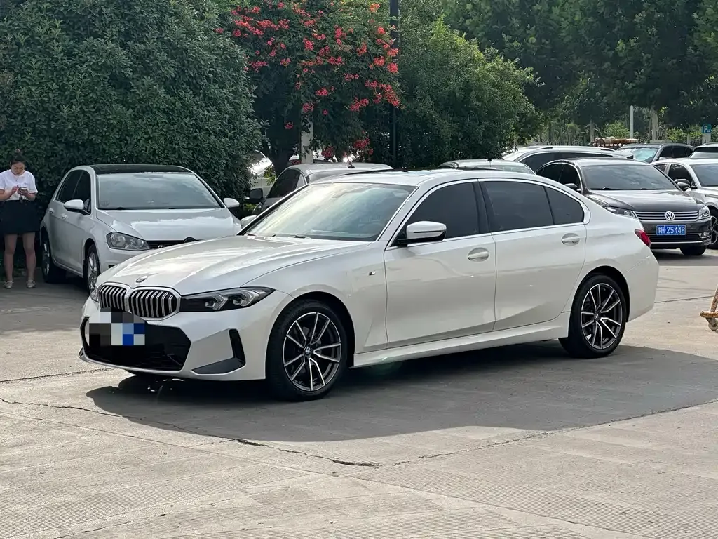 BMW 3 Series — фото 1