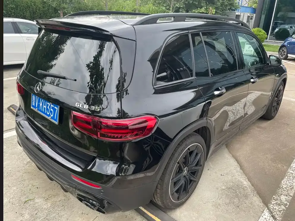 Mercedes-Benz GLB AMG — фото 5
