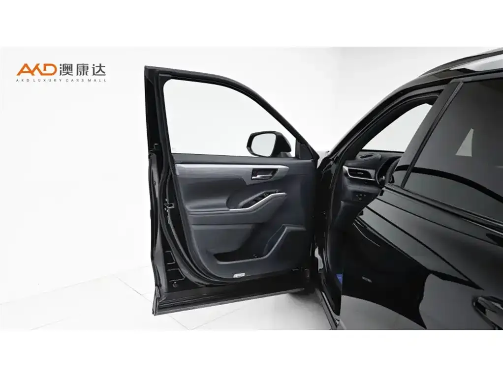 Toyota Crown Kluger 2026 из CN, фото 10