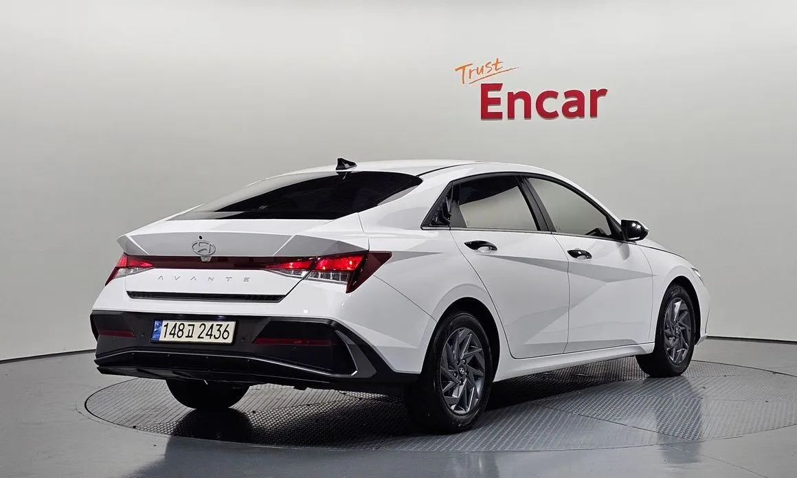 Hyundai AVANTE — фото 2