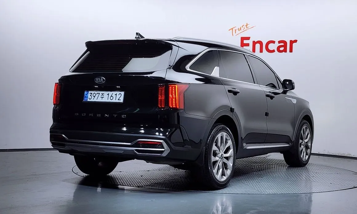 Kia Sorento — фото 3