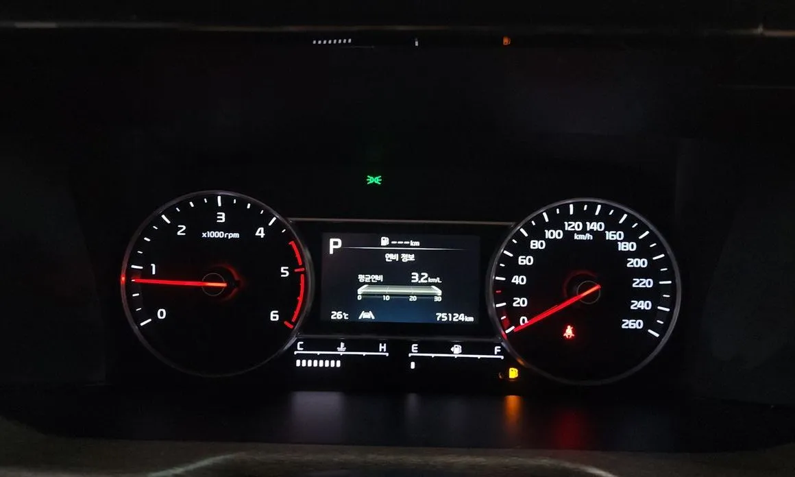 Kia Sorento — фото 6