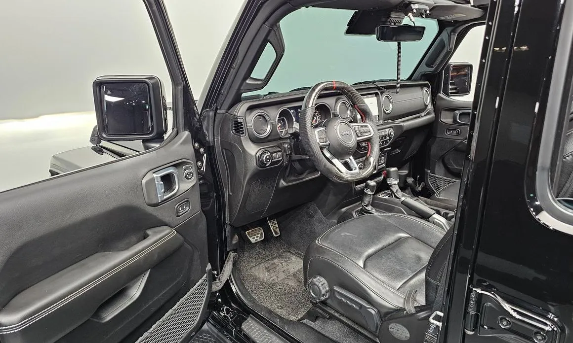 Jeep Wrangler 2021 из KR, фото 8