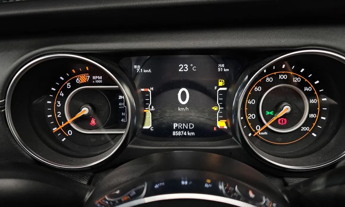 Jeep Wrangler 2021 из KR, фото 7