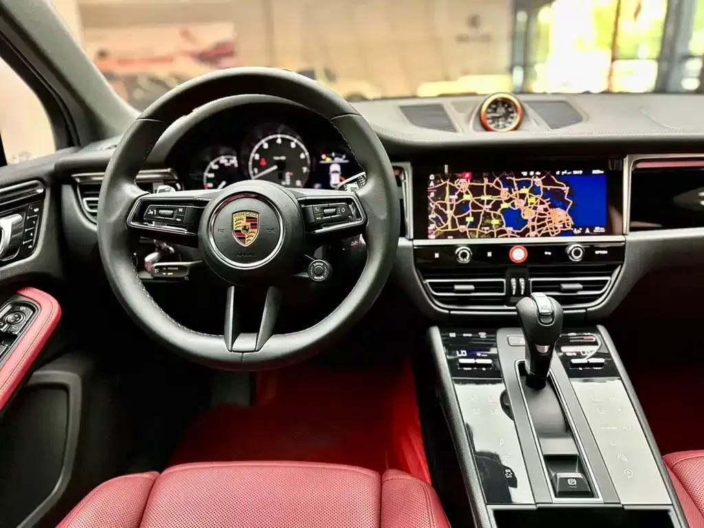 Porsche Macan — фото 3