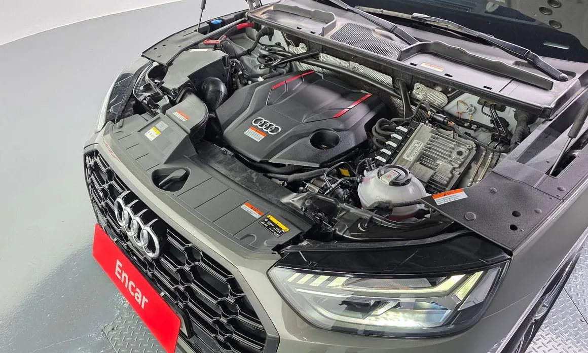 Audi SQ5 2023 из KR, фото 10