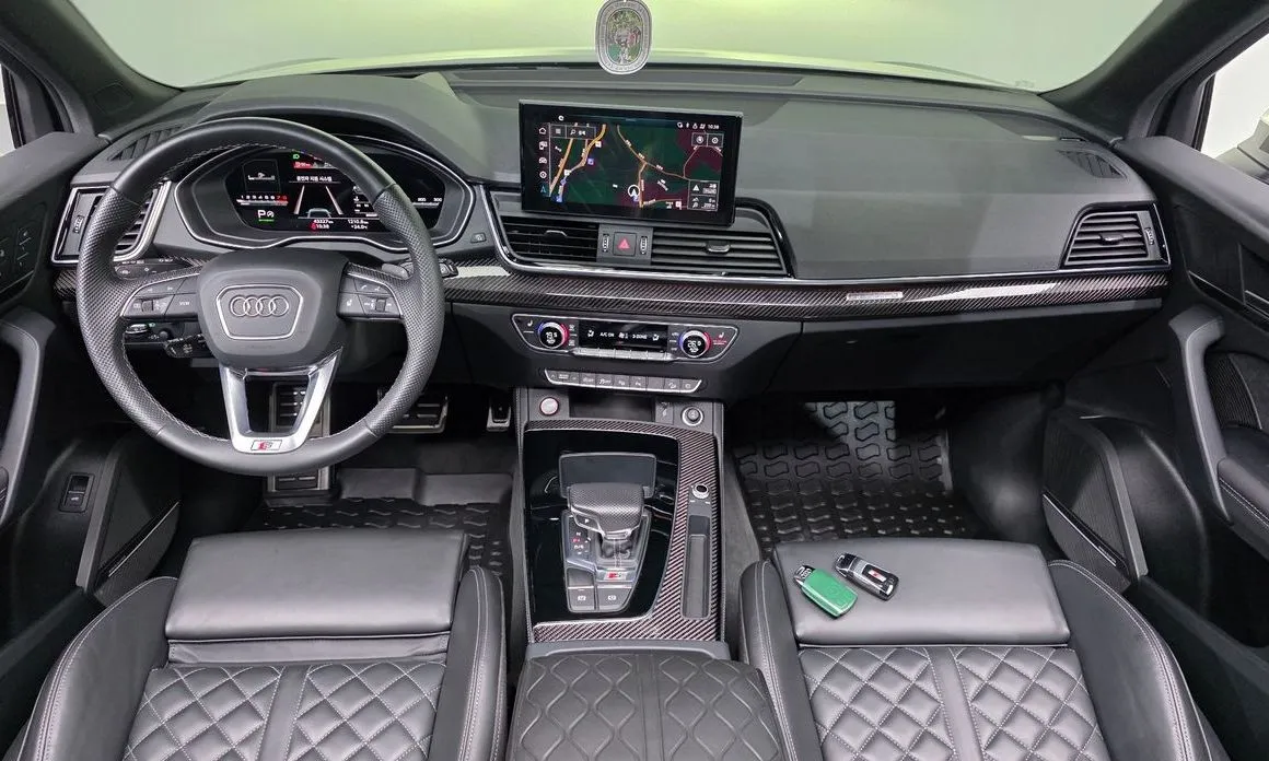 Audi SQ5 2023 из KR, фото 6