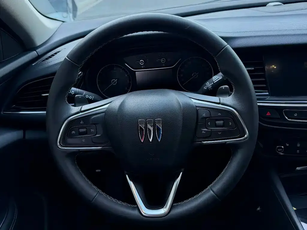 Buick Regal 2024 из CN, фото 3